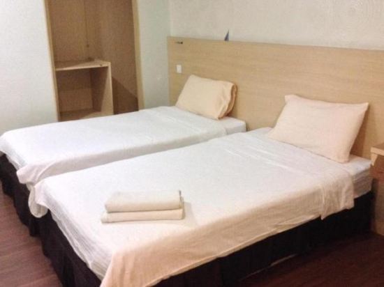 Maxim Hotel