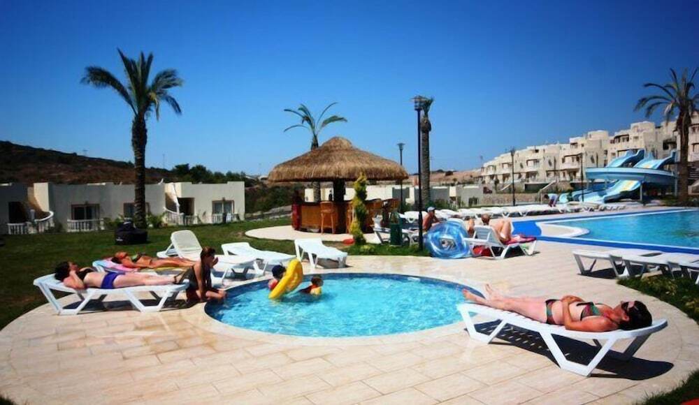 Отель Turquoise Homes Adabuku 2 Bedrooms, фото 13