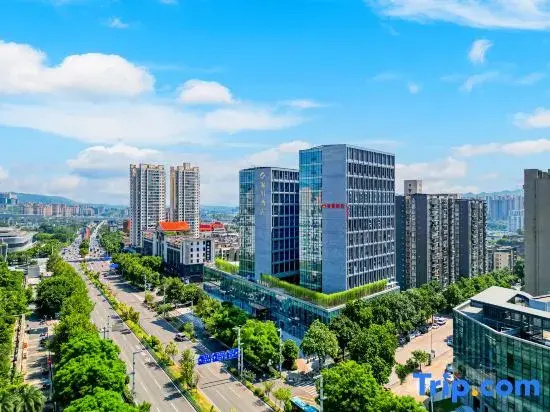 Yingman Hotel (Chongqing East Station Changshengqiao Light Rail Station)
