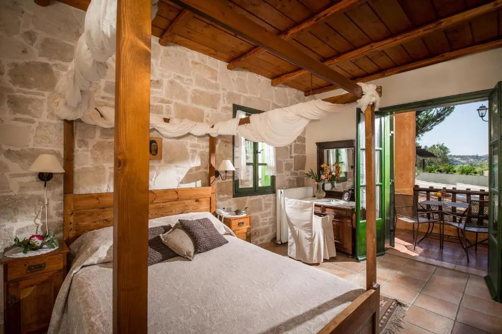 Enagron Cretan Ecotourism Village - Chambres
