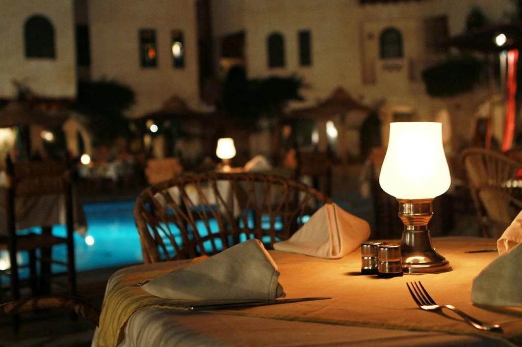 Food & Beverage