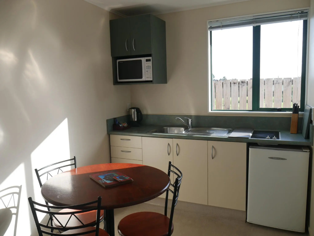 Quadruple Studio (full double bed)