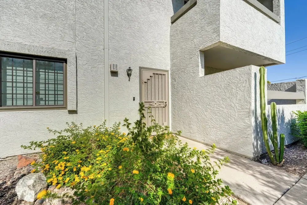 Patio & Pool Access: Modern Oasis 5 Mi to Asu!