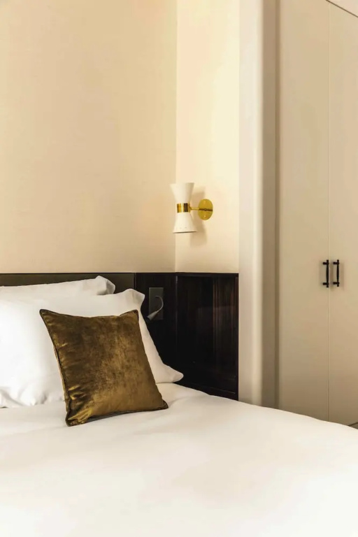 Mondovi Luxury Suites 39