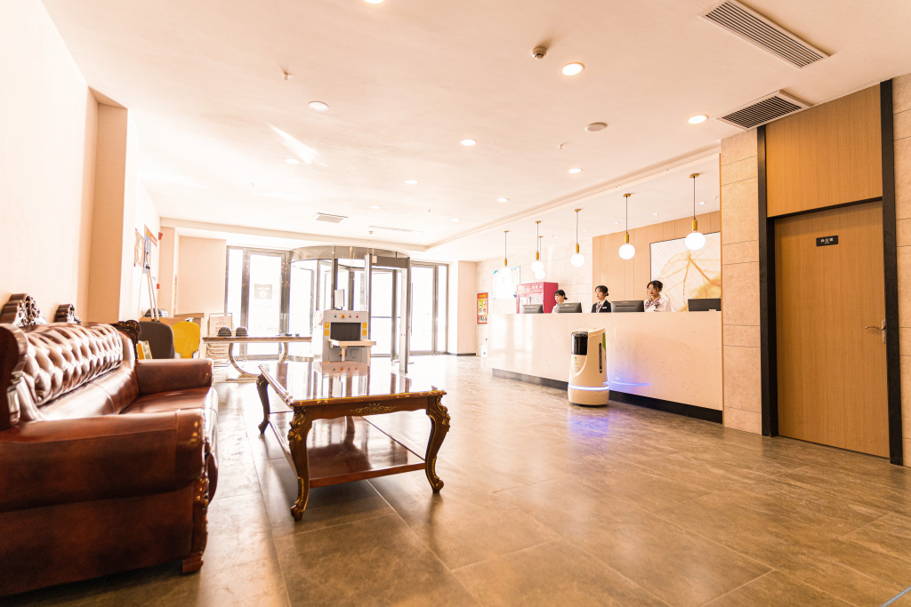 Korla Tianehe Rezen Select Hotel — фото