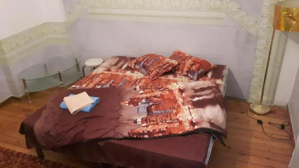 Economy room