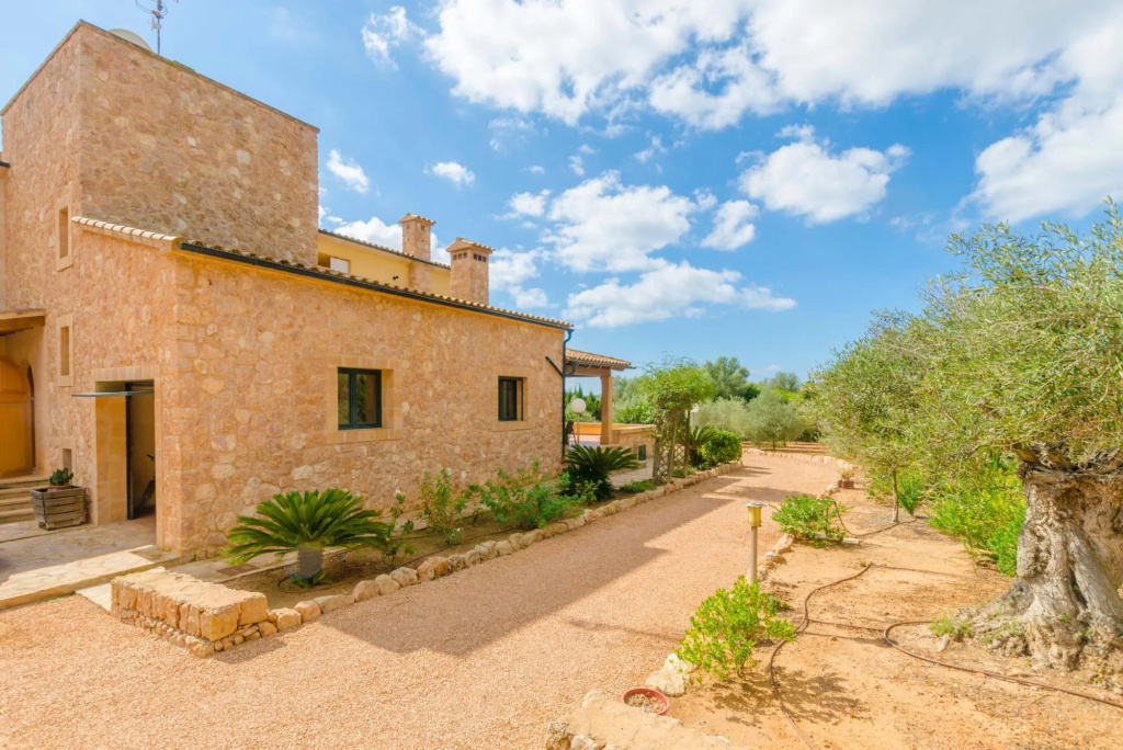 Can Bou - Villa With Private Pool In Ses Salines