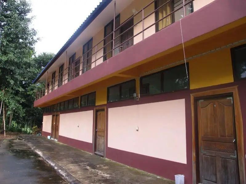 Muang Kham Goldmine Garden Resort