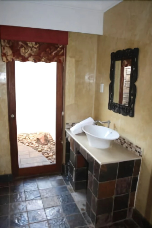 Eagles Nest Estate Guest House - фото 8