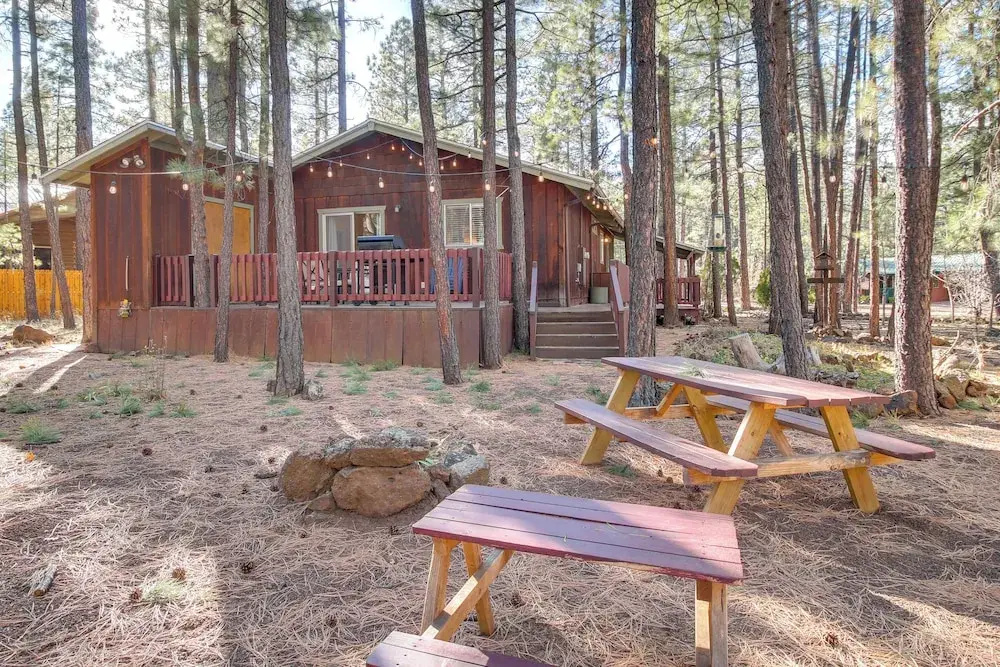 Near Hiking & Golfing: Pinetop Cabin w/ Deck