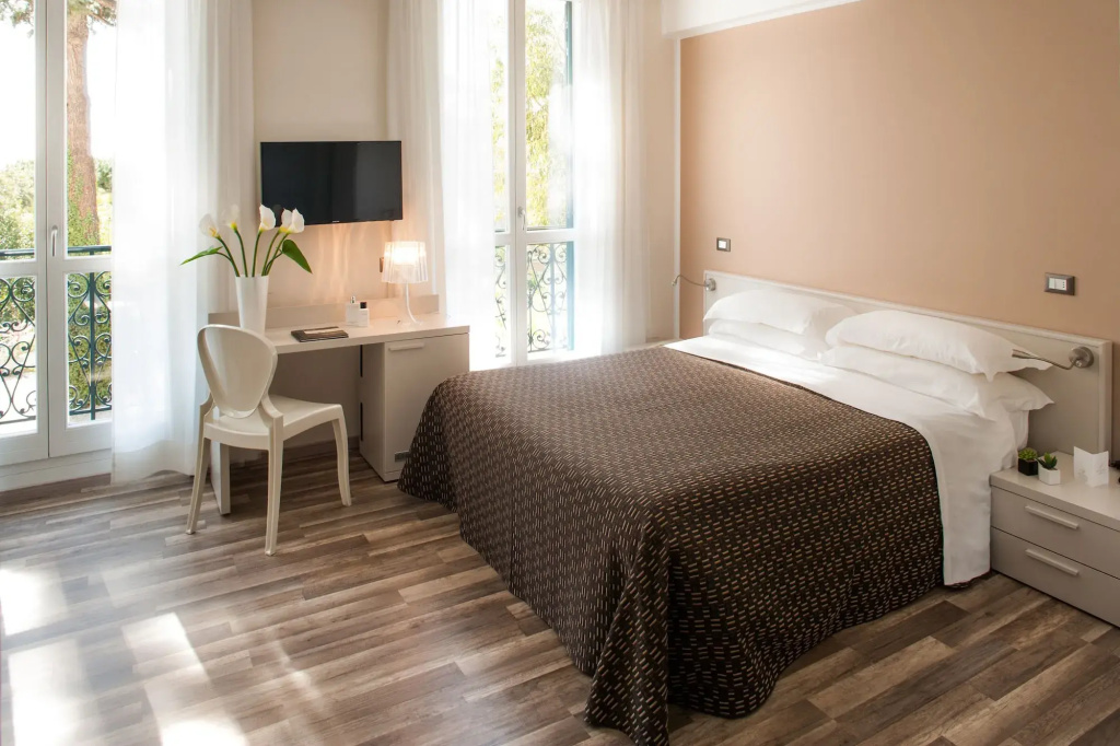 Hotel photo 25