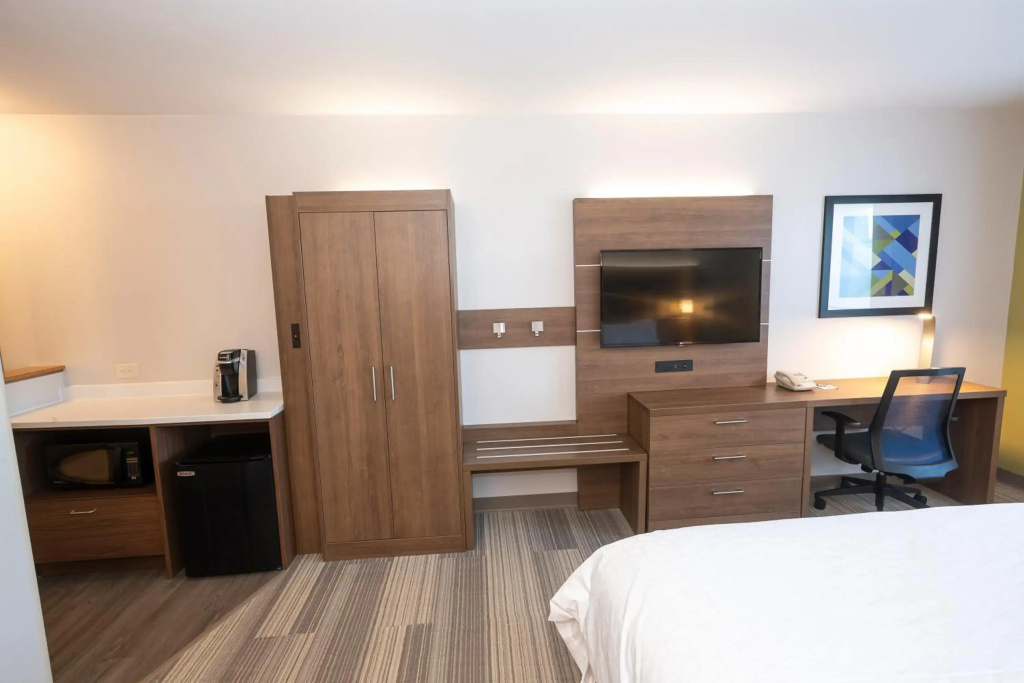 Holiday Inn Express Hotel & Suites Iron Mountain by IHG: фото 3