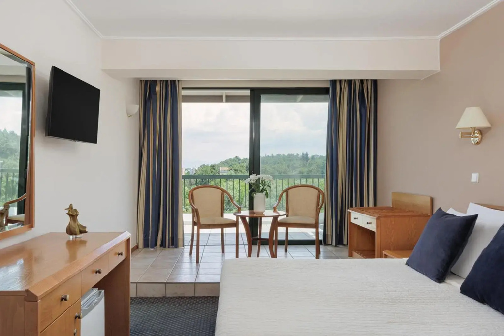 Sun Beach Agia Triada — Агия-Тріада, Греція мініатюра 75