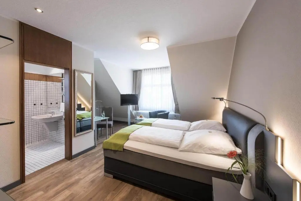 Comfort room