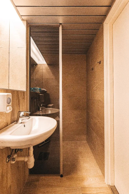 Go Hotel Shnelli - Chambres