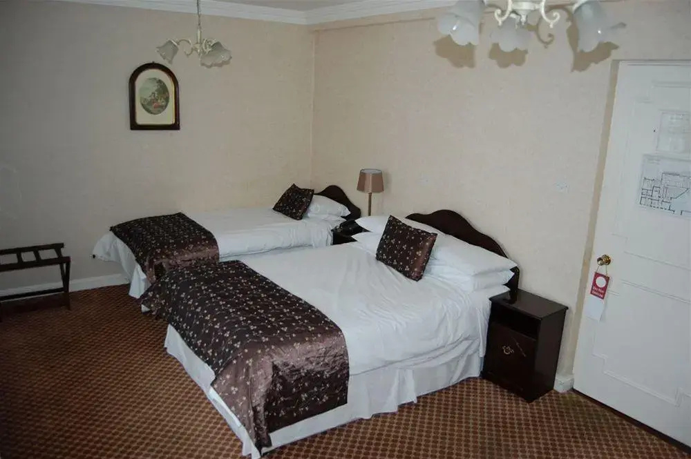 Dooly's Hotel - Général