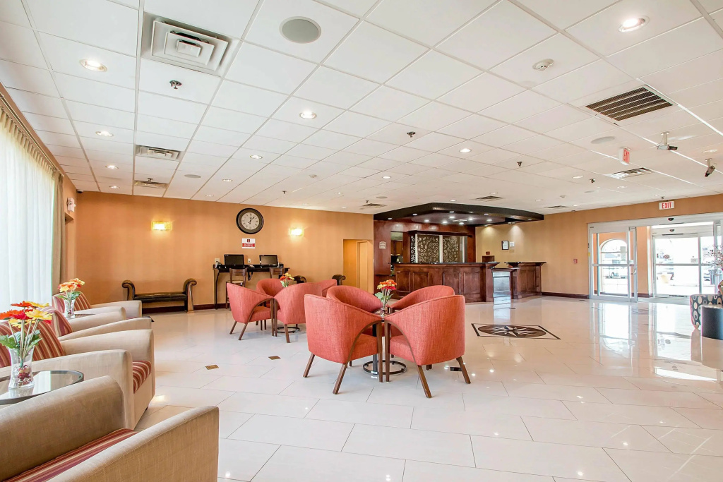 Clarion Inn Elmhurst - Oak Brook near I-88, I-290, I-294 - Général