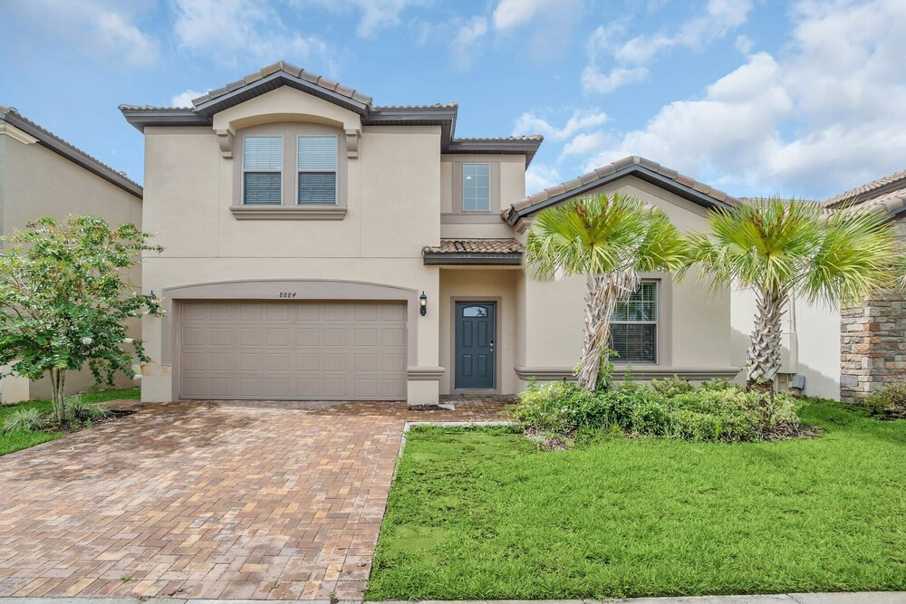 Perfect Location, Beautiful and Spacious 8BD Home, Free Waterpark! #8so884