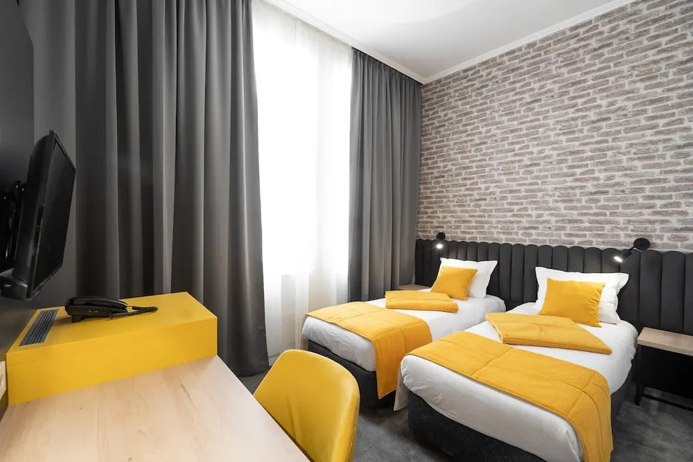 Standard Double room (twin beds)