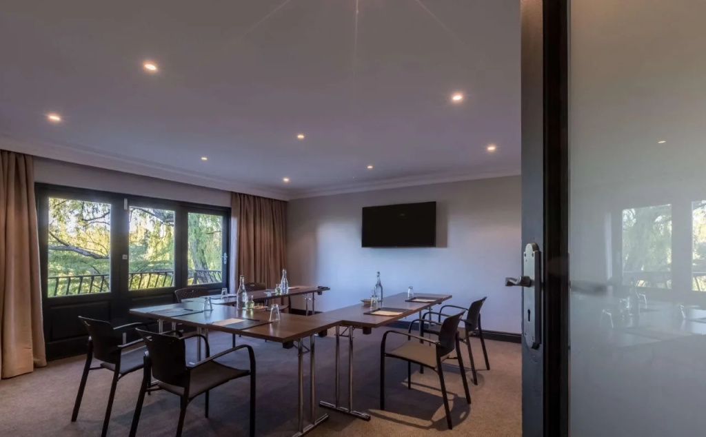 The Devon Valley Hotel - 4
