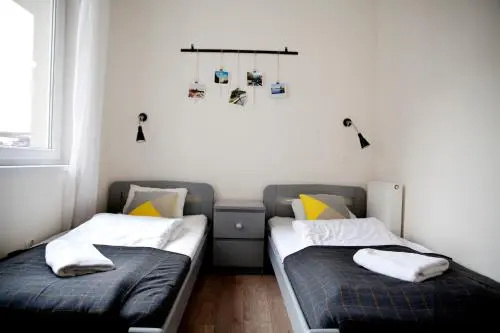 gallery_image_hidden_4