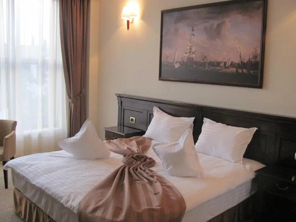Standard Double room (full double bed)