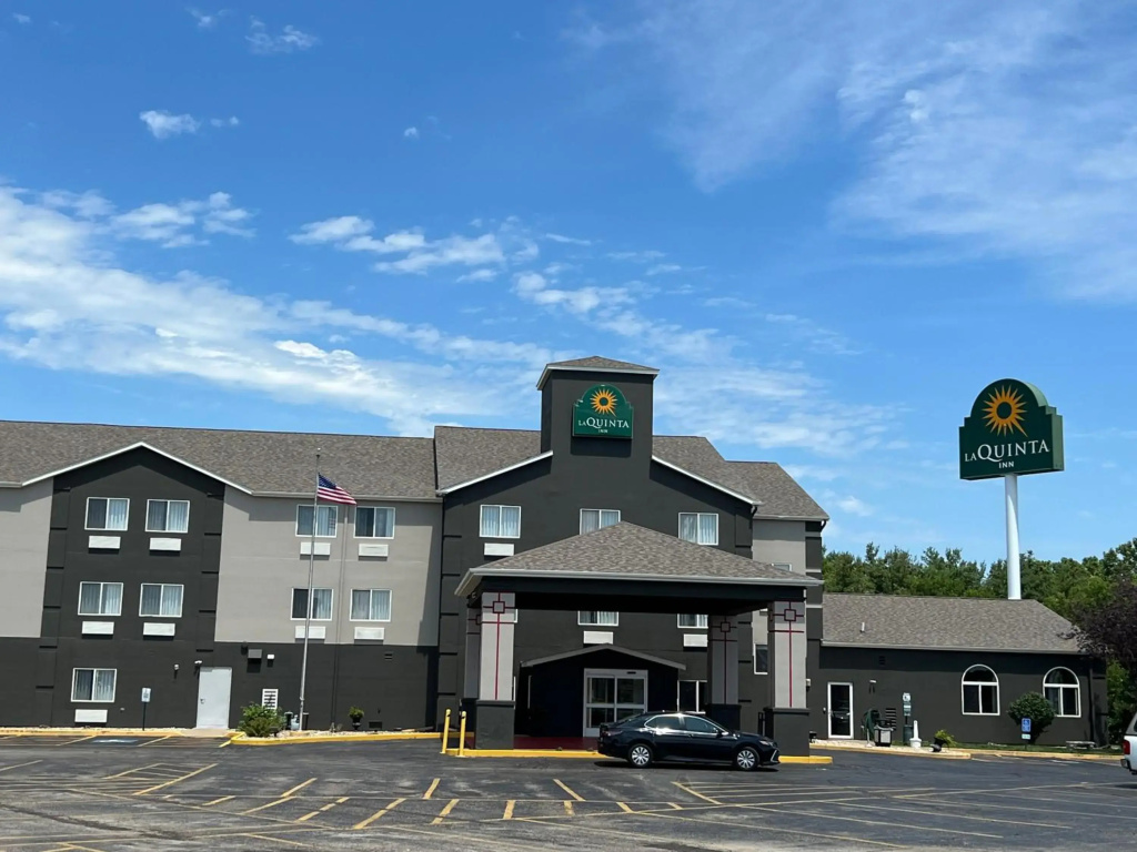La Quinta Inn & Suites by Wyndham Peru Starved Rock St Park - фото 24