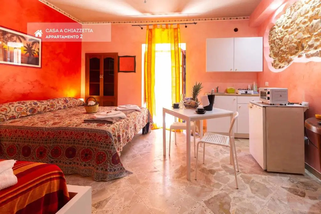 Standard Double room with balcony (full double bed)