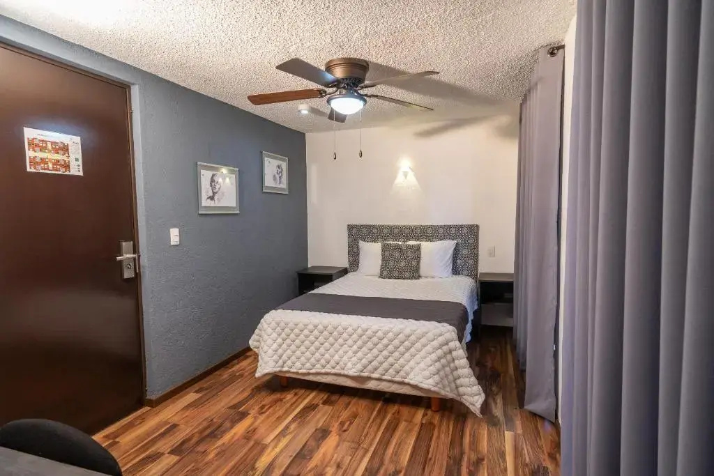 Economy Double room full double bed