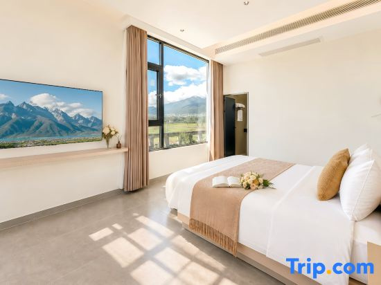 Standard Double room with garden view (full double bed)