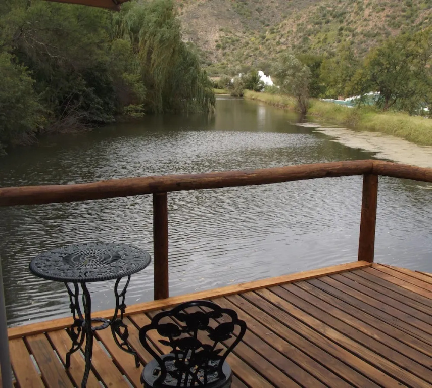 Old Mill Country Lodge & Restaurant