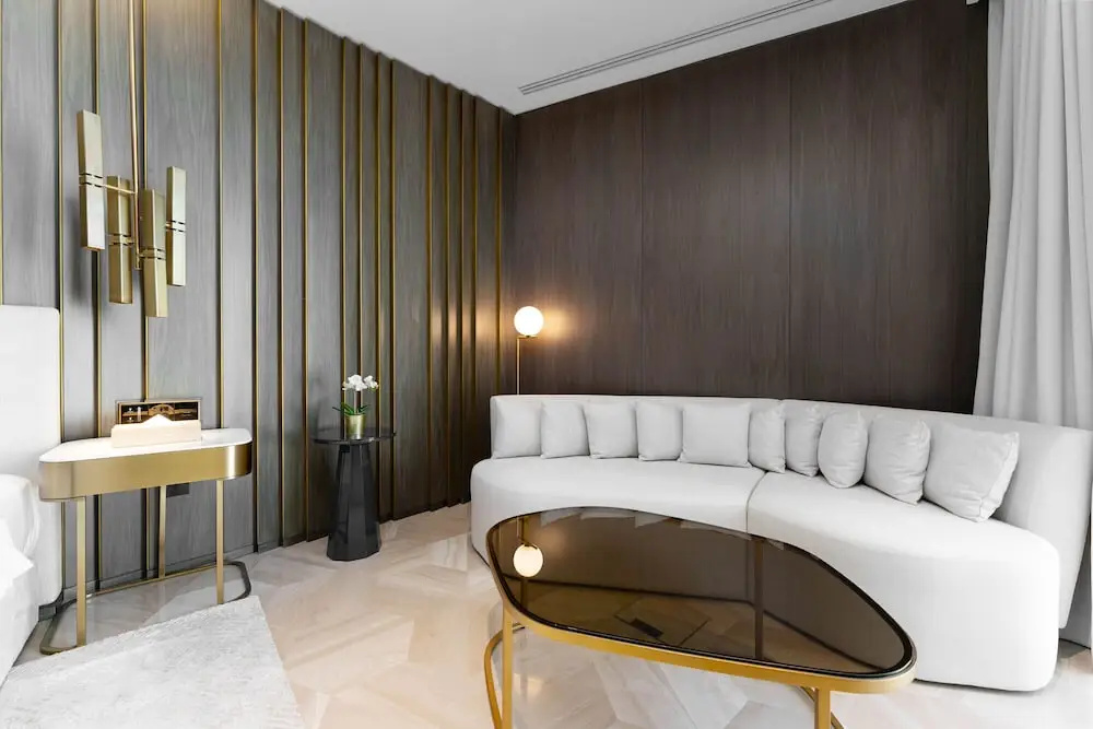 Maison Privee - Glamourous Apt with Sea Views at FIVE Palm — фото