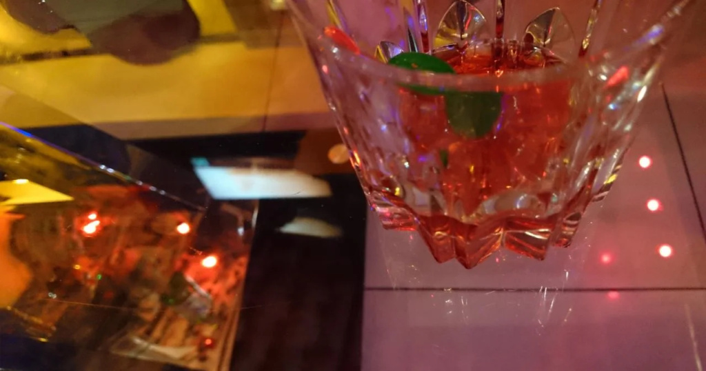 Food & Beverage