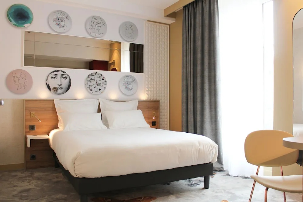 Brit Hotel Limoges Centre Gare - Hotel & Spa — 2