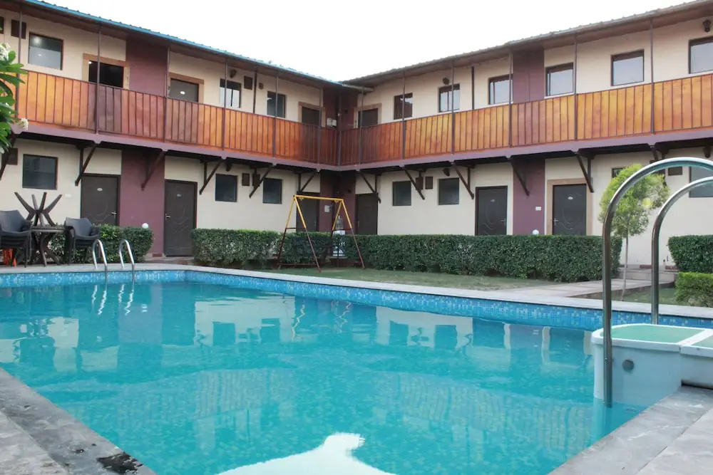 JPS Residency & Hospitality Services - Général