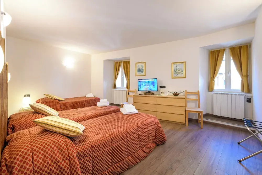 2 Bedrooms Family Apartment