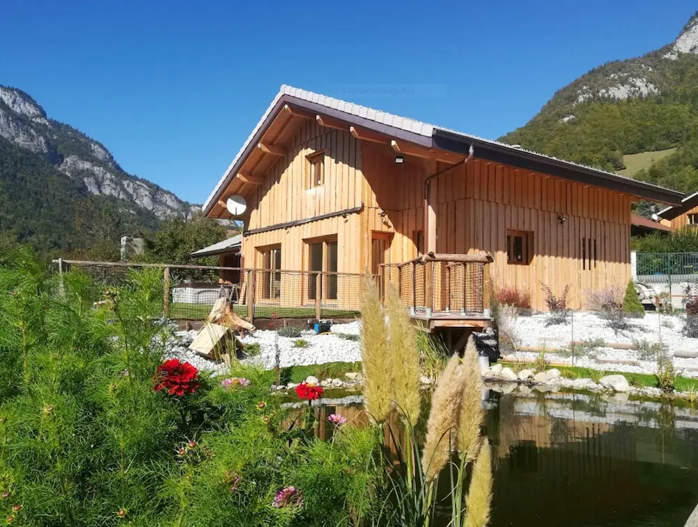 Chalet With 4 Bedrooms in Le Biot, With Wonderful Mountain View, Furnished Garden and Wifi - 10 km From the Slopes