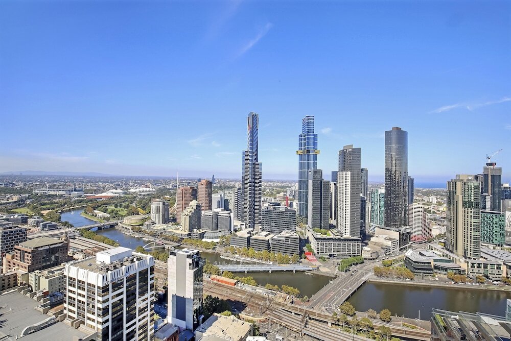 Astra Apartments Melbourne CBD image