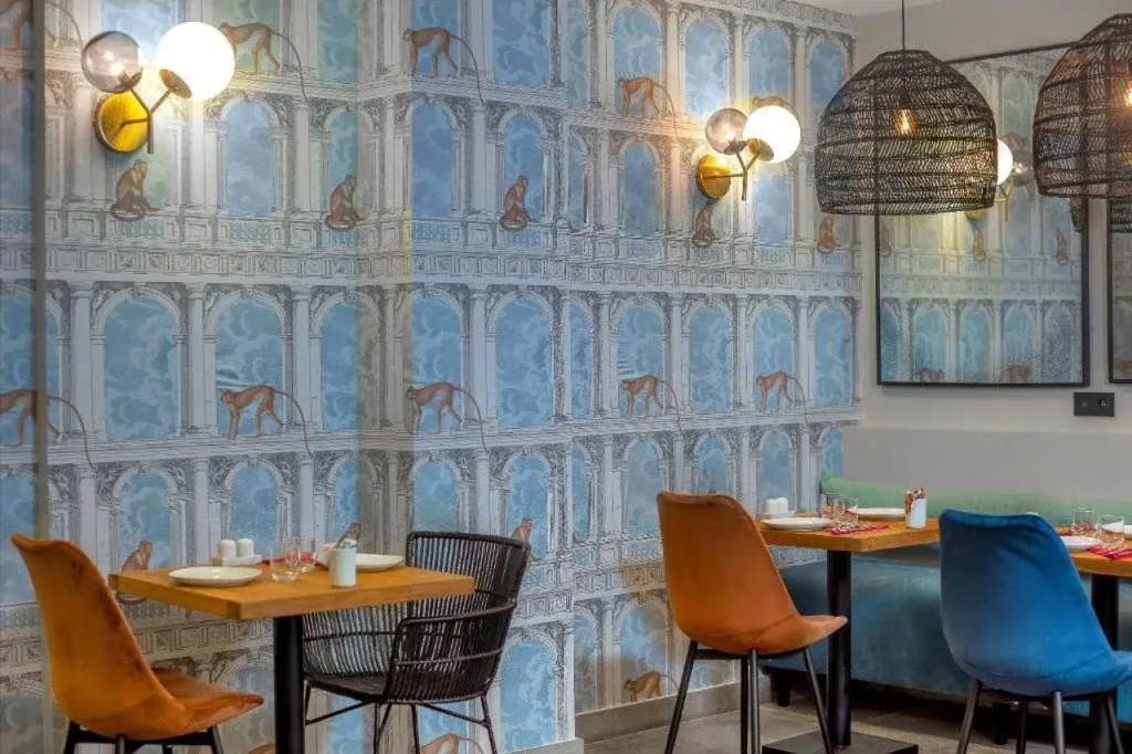 Lyric Hotel Paris 7