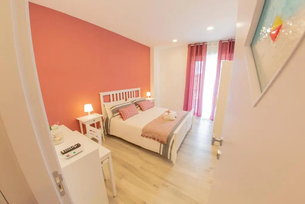 Standard Double room with balcony (full double bed)