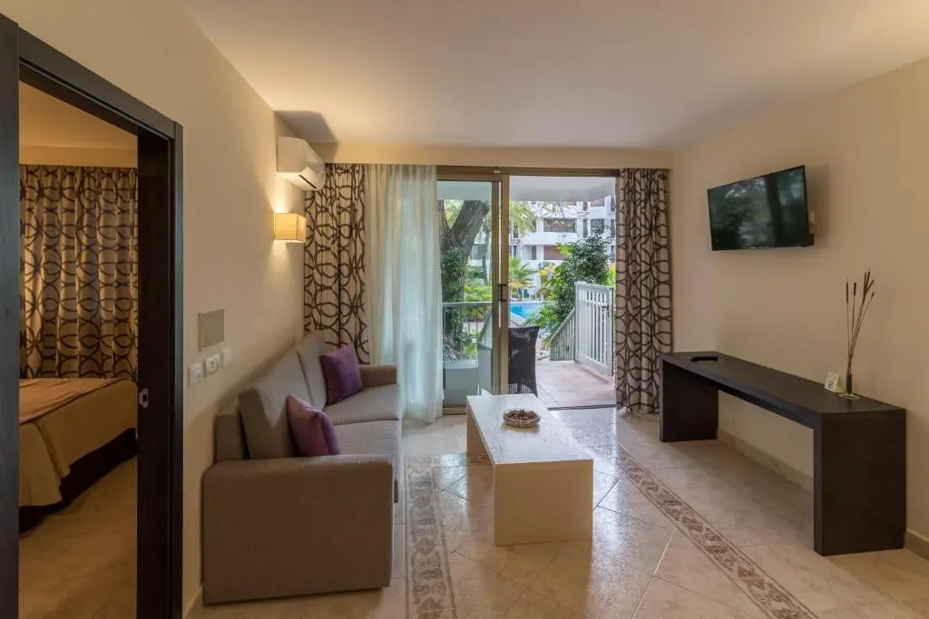 Hotel Colón Rambla - Chambres
