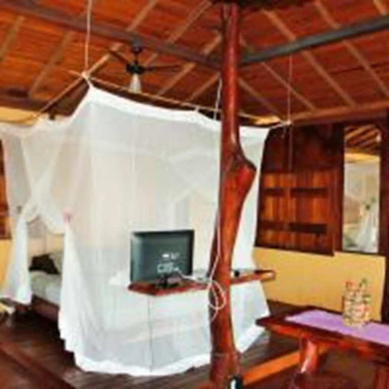 豪華四房海灘套房