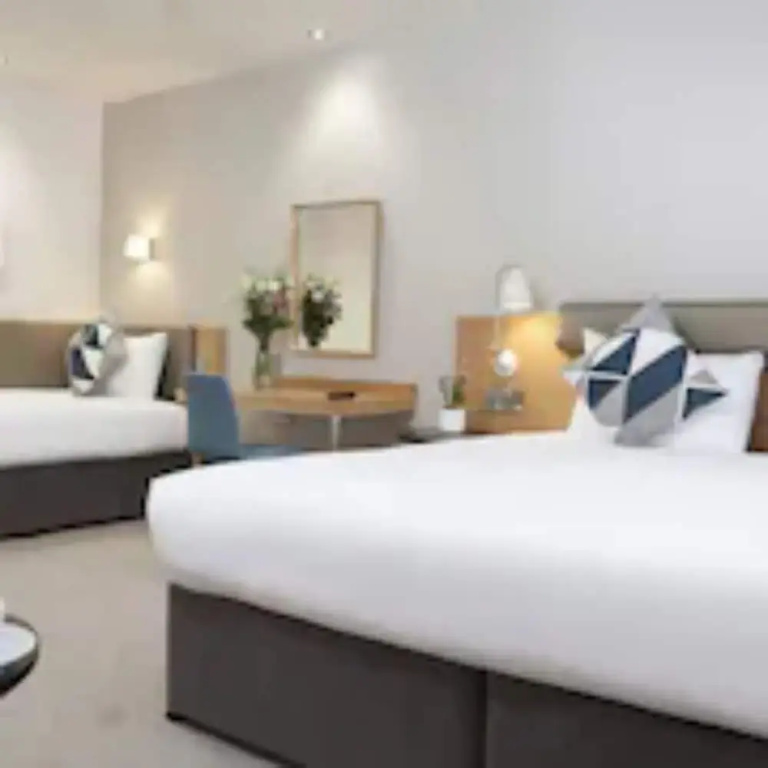The Orchid Hotel - Chambres