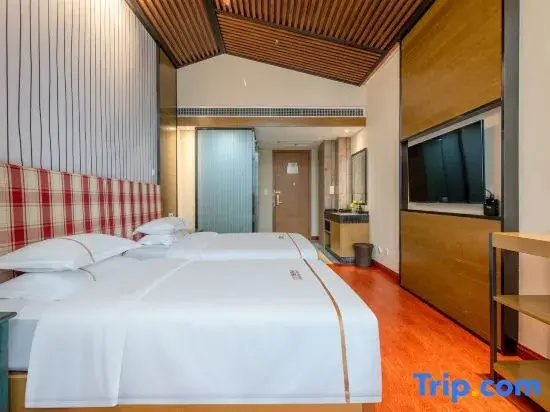 Standard room with city view