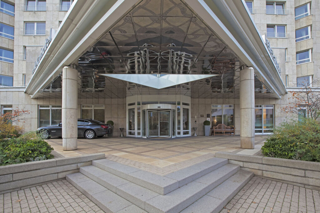 Image 9