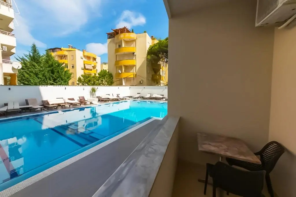 Standard Double room with pool view (full double bed)