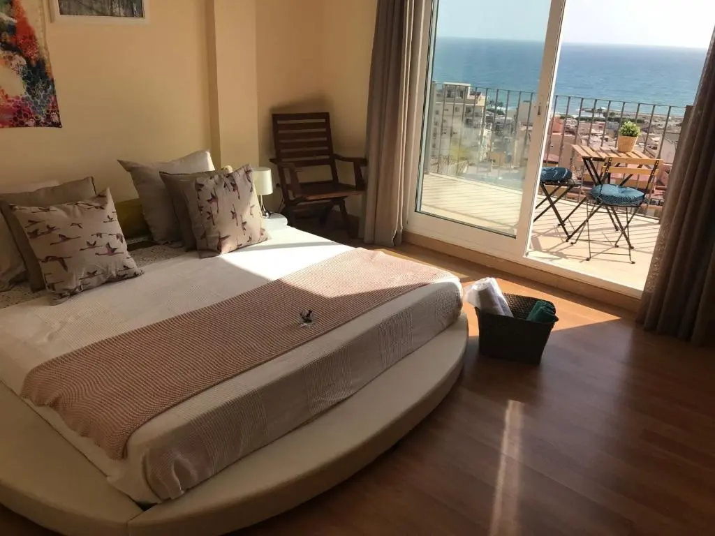 Standard Double room with sea view (full double bed)