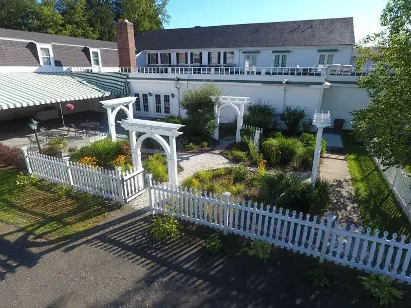 The Litchfield Inn, Bw Premier Collection