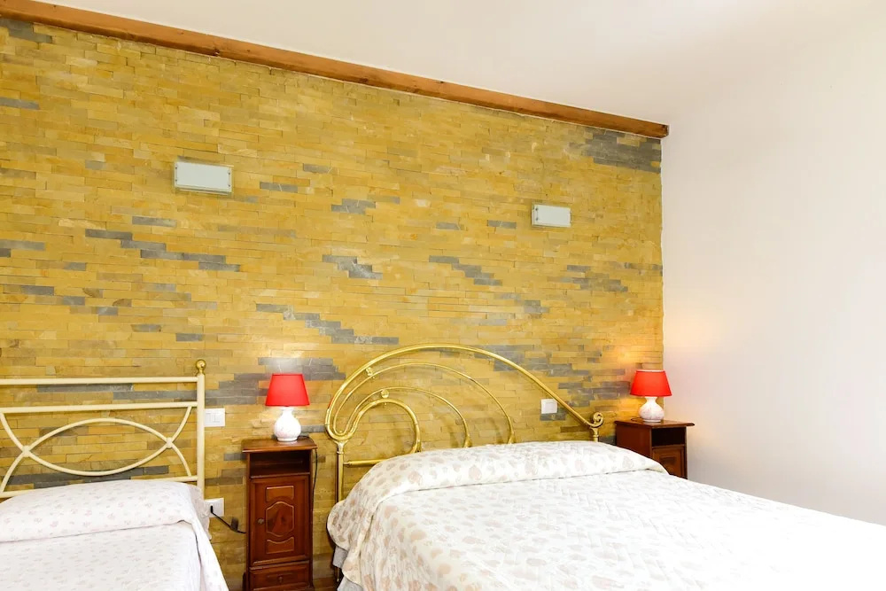 2 Bedrooms Apartment with view