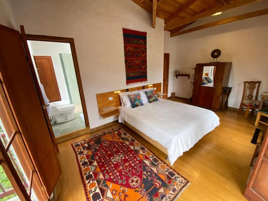 Standard Double room with balcony (full double bed)